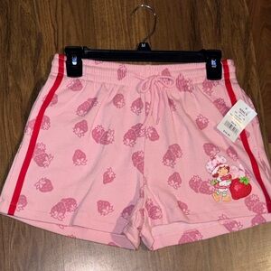 Strawberry Shortcake/Pink Strawberry Pattern Athletic Shorts